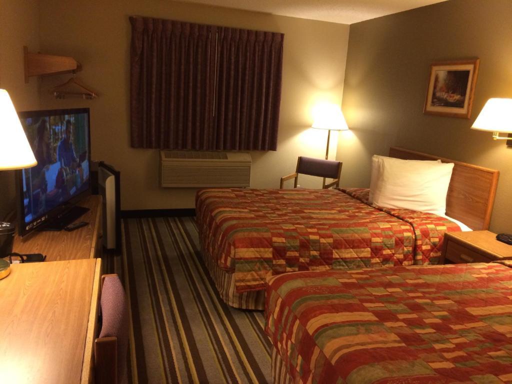 Super 8 By Wyndham Knoxville Rum bild